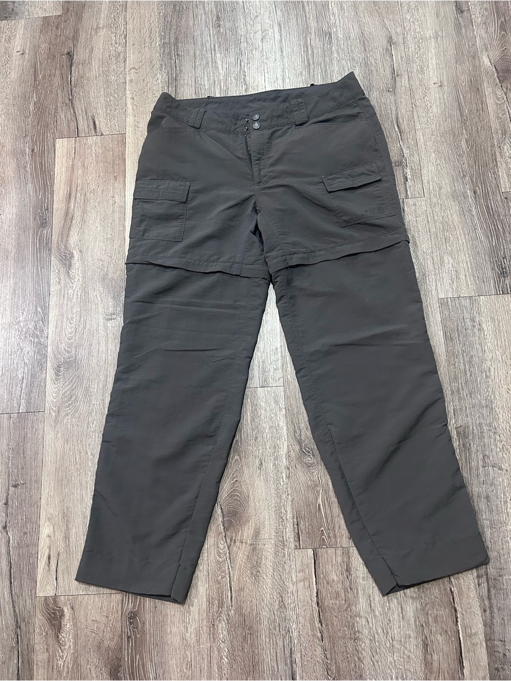 The North Face Women’s Convertible Cargo Pants - Dark Gray